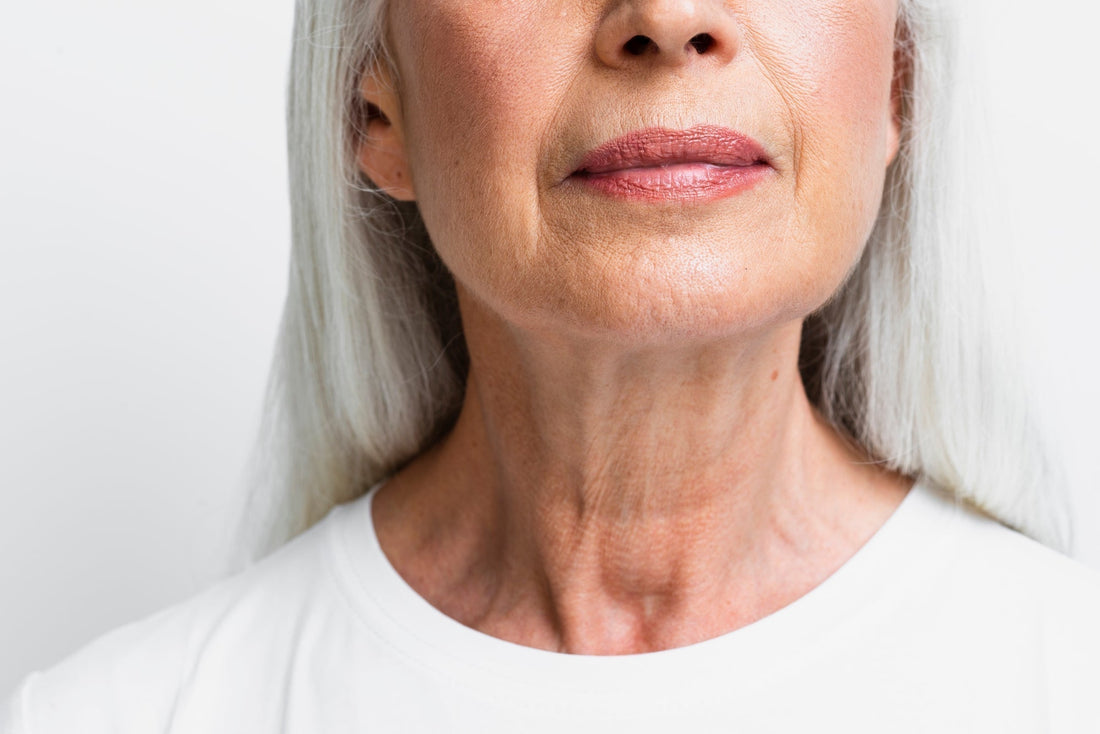 Bakuchiol vs Rétinol : le duel anti-âge décrypté par la science